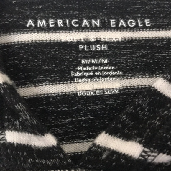🥰AMERICAN EAGLE PLUSH STRIPED LONGSLEEVE🥰 - Picture 3 of 5